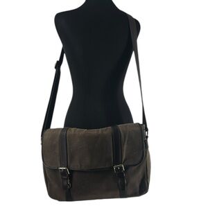 Fossil Canvas Messenger Bag leather details laptop pocket compartments career